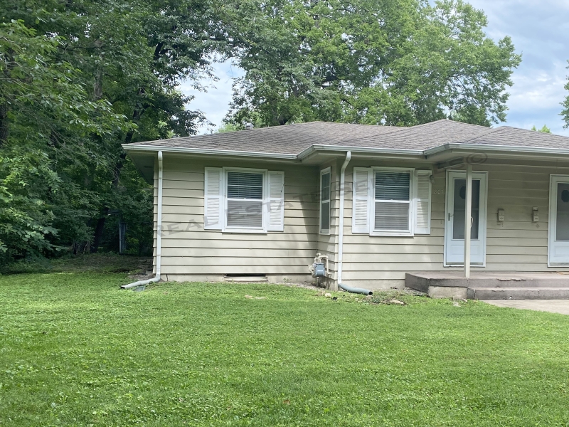 Available Houses & Duplexes Eck Real Estate Property Services