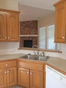 2520-Prairie-Elm-Dr-Kitchen-3