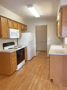 2712-Grand-Circle-Kitchen-2-scaled