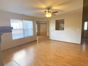2712-Grand-Circle-Living-room-2-scaled