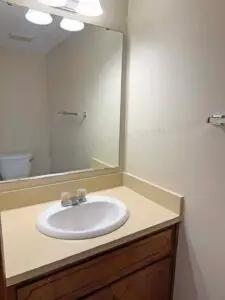 3709-Westland-Pl-Half-bath