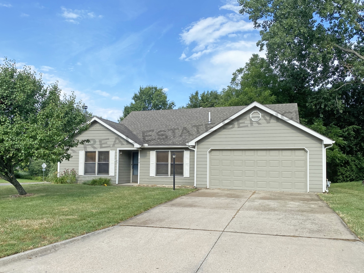 Available Houses & Duplexes Eck Real Estate Property Services