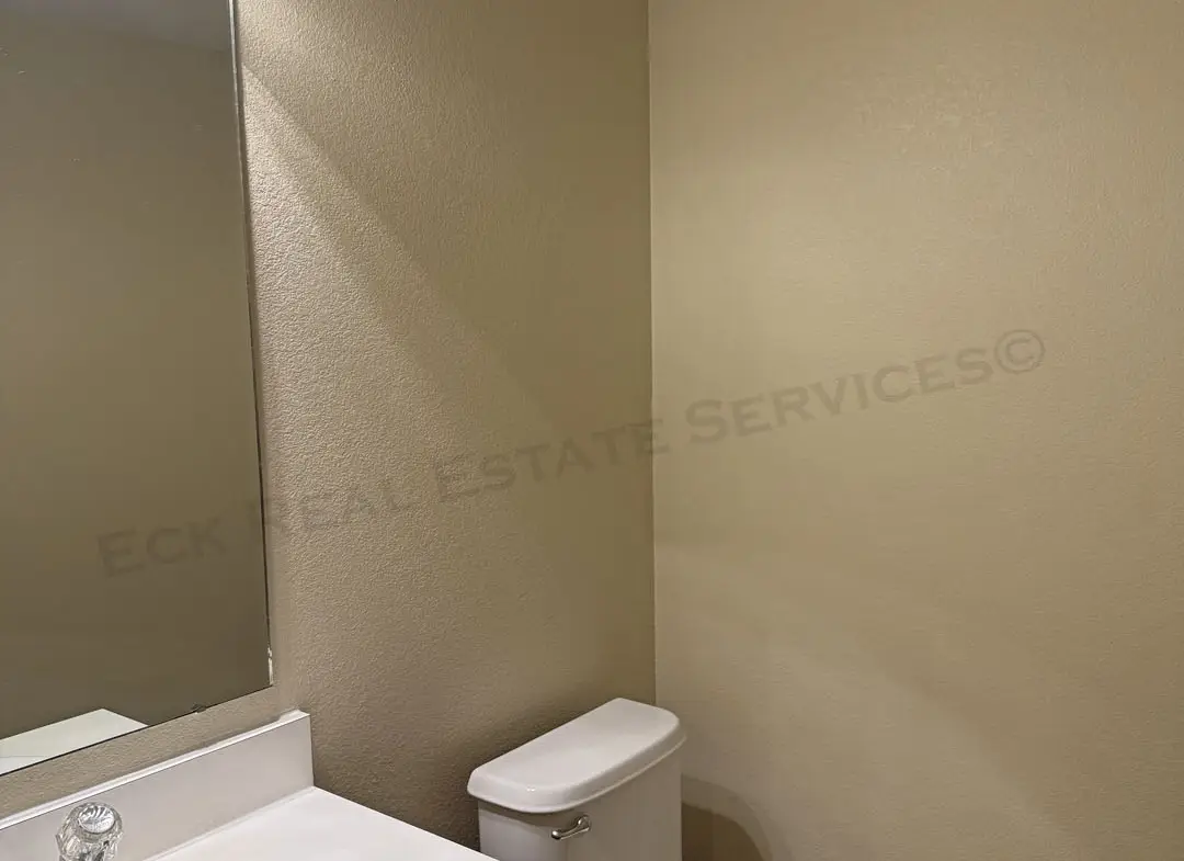 2759 Grand Circle
