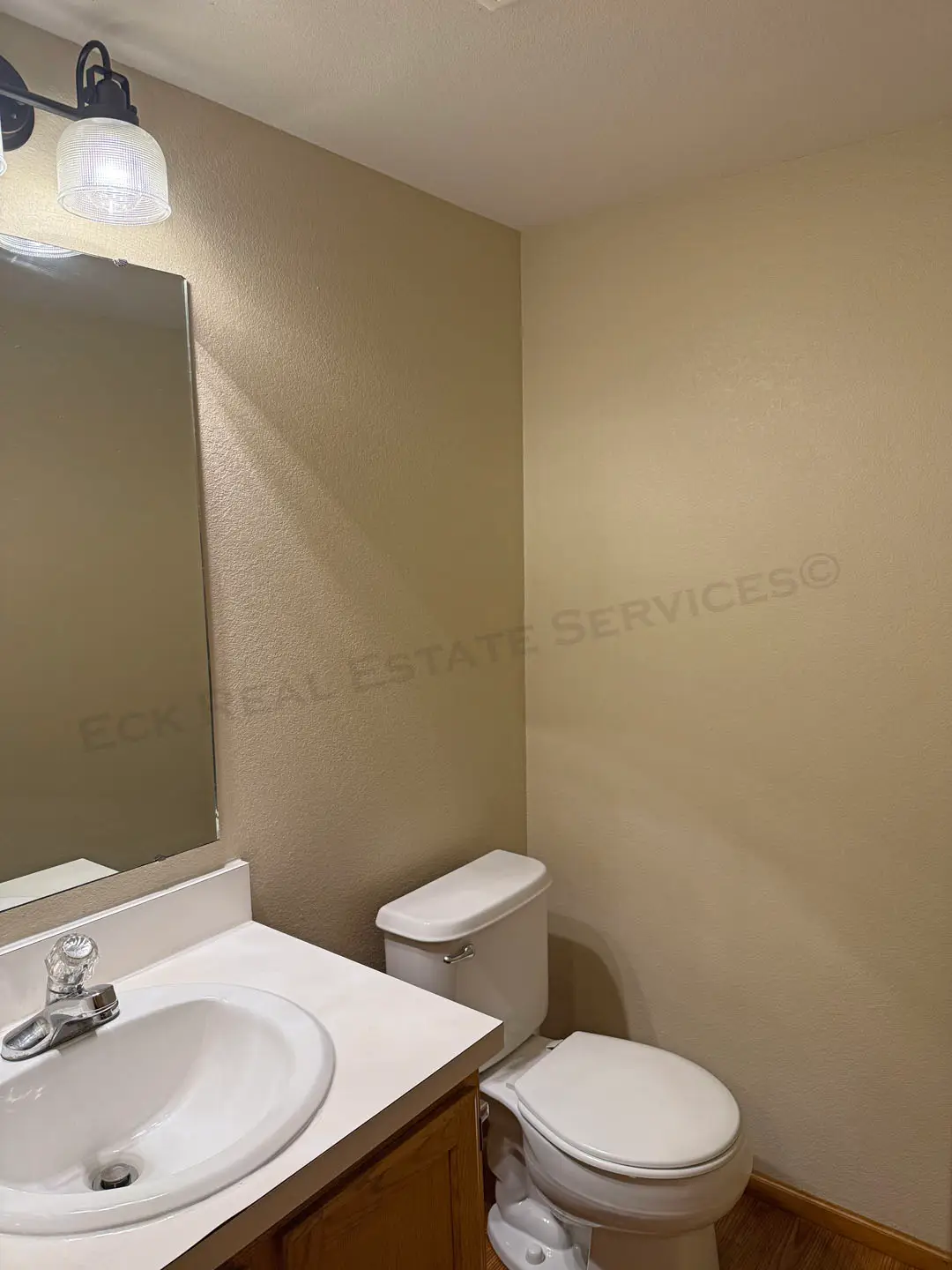 2759 Grand Circle