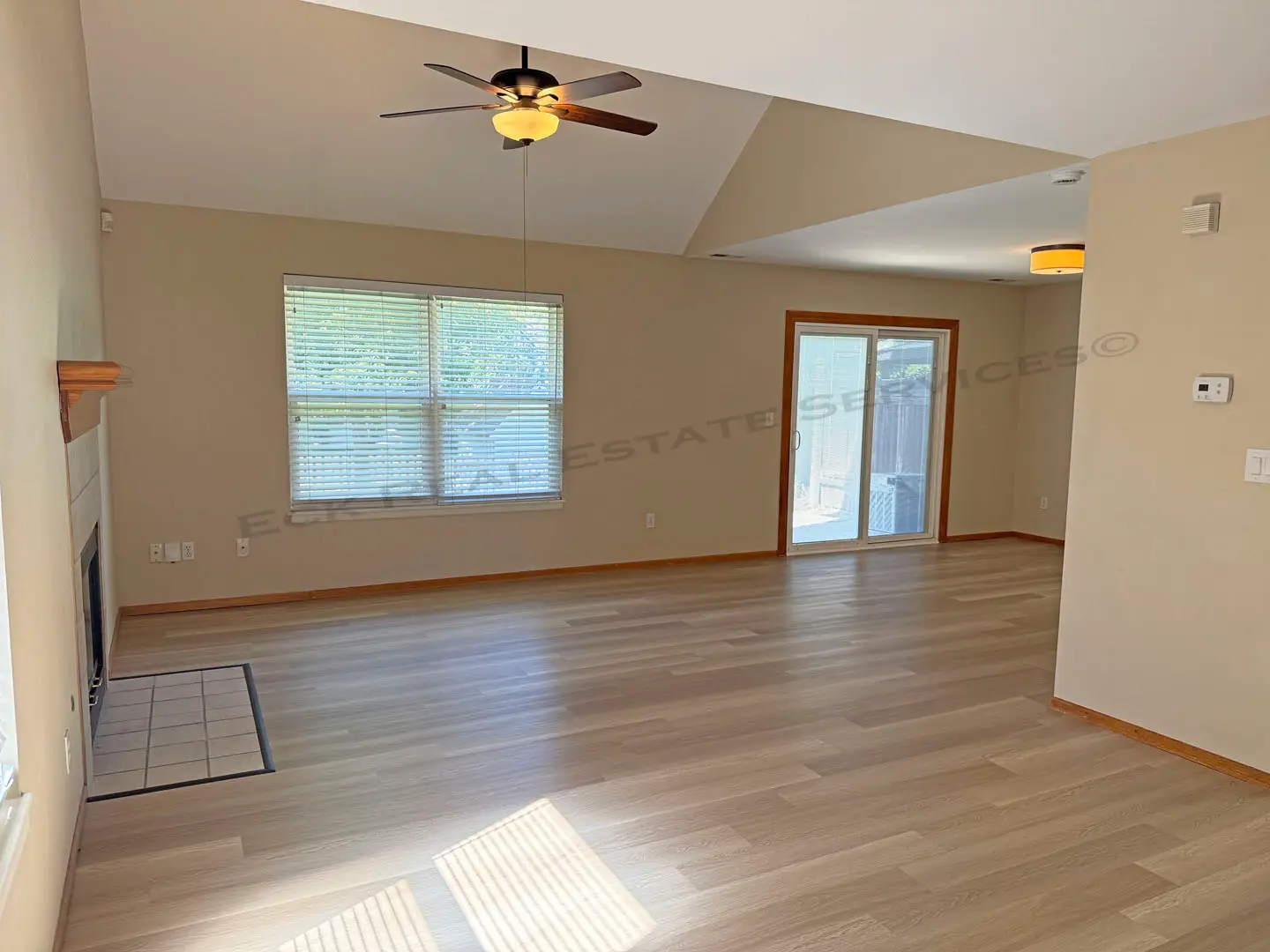 2759 Grand Circle