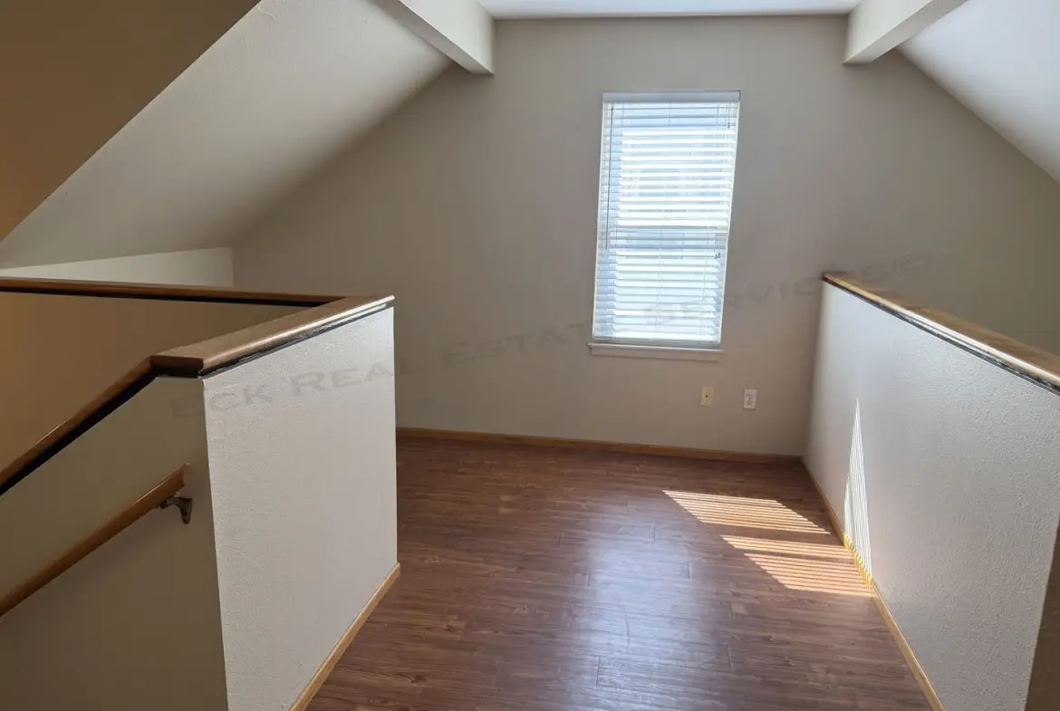 2759 Grand Circle