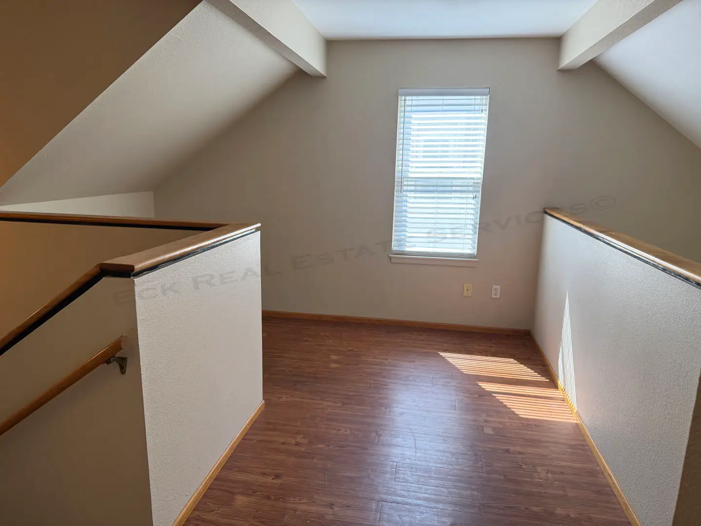 2759 Grand Circle