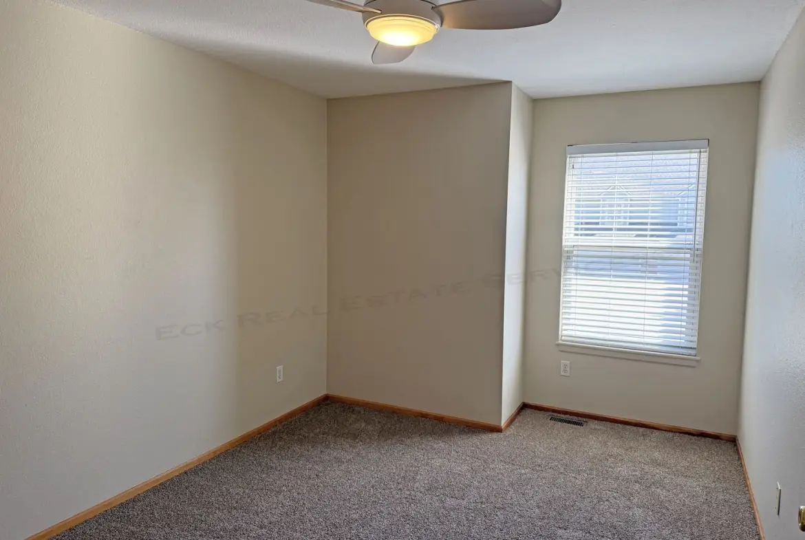2759 Grand Circle
