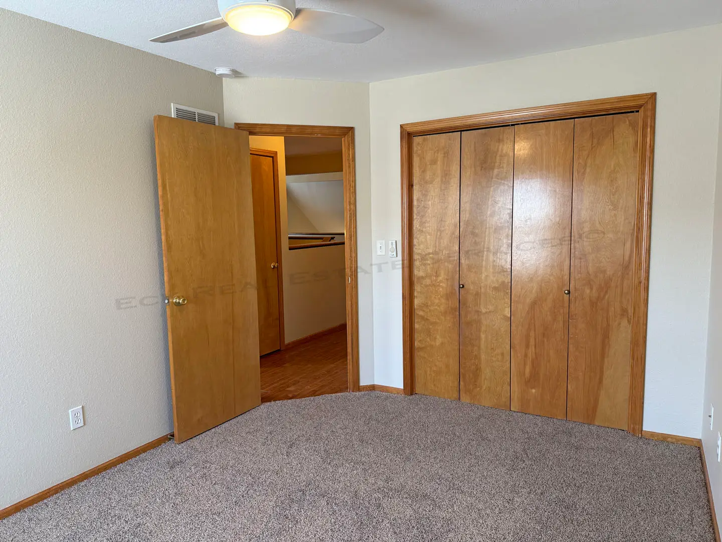 2759 Grand Circle